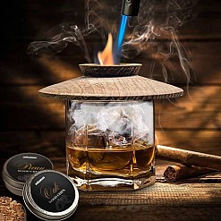 Fumoir à whisky avec accessoires
