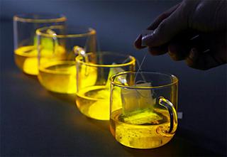 Light up your garden with transparent cups
