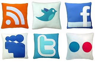 RSS, Twitter, Facebook, MySpace, Twitter & Flickr Pillows