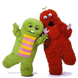"Ponkicki" characters Gachapin (left) and Mukku (right)