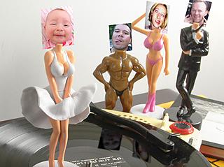 How to use B-SomeBody figurines 