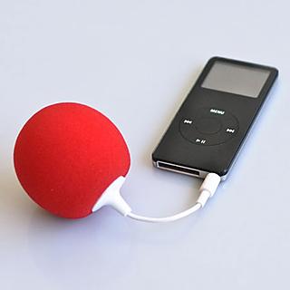 Today's trendiest kawaii speaker  