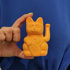 Mini-chat porte-bonheur japonais