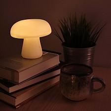 Lampe en forme de gros champignon