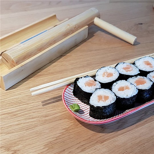 Kit pour préparer des sushis à la maison