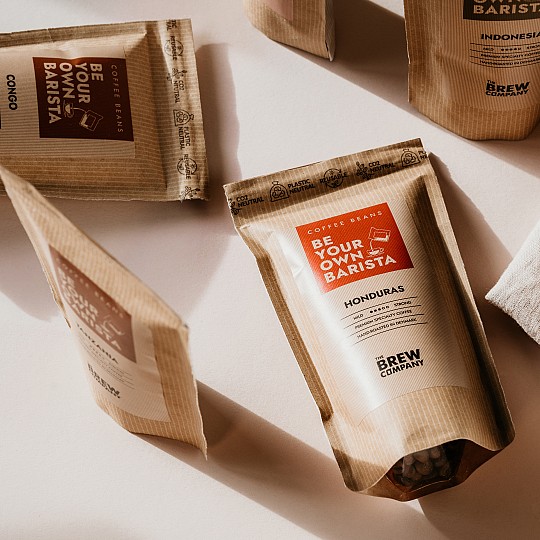 Les sachets contiennent 66 grammes de grains de café.