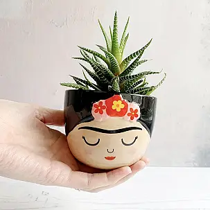 Pot en forme de Frida Kahlo en format mini