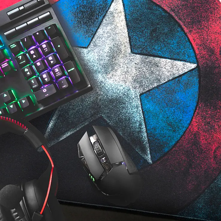 Tapis de souris XXL avec bouclier de Captain America