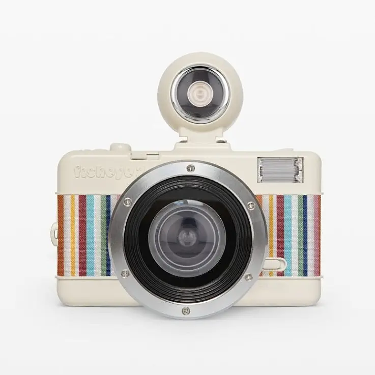 Avec flash intégré